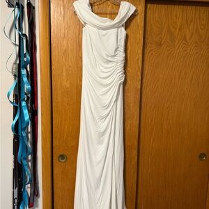 Elegant White Evening Gown/wedding dress